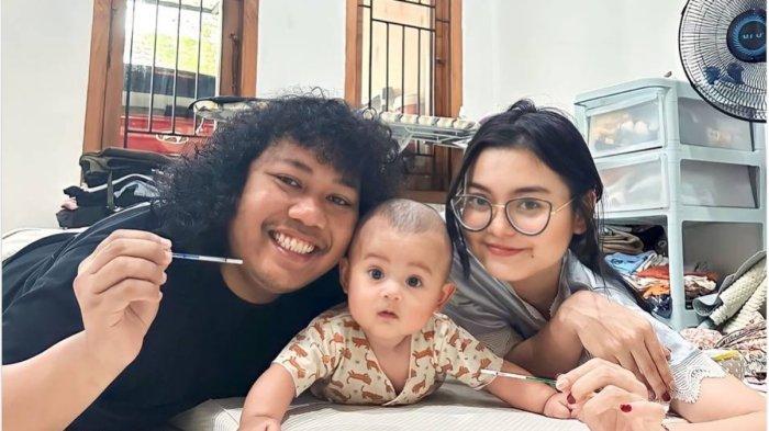 Marshel Widianto dan istri Cesen eks JKT48.