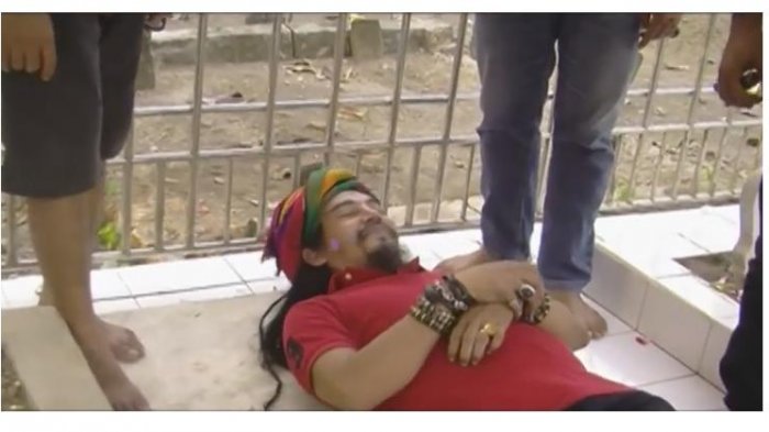 Master Limbad Tunjukan Lokasi Liang Lahatnya Kelak