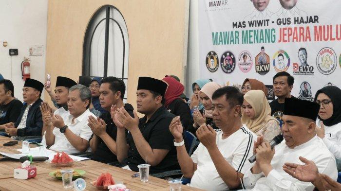 Kemenangan Mas Wiwit-Gus Hajar Dirayakan dengan Sholawat di Posko Pemenangan