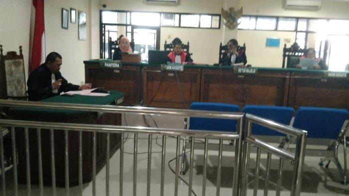 Jalannya sidang tuntutan pelaku pembunuh pengemudi Maxim  Baghastian Wahyu Kisara di Pengadilan Negeri Semarang