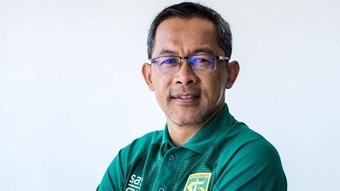 Pelatih Persebaya, Aji Santoso.