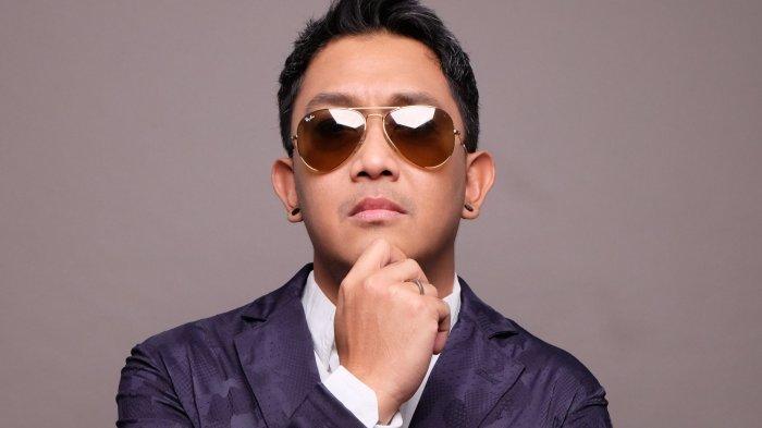 Chord Gitar Aku Yang Jatuh Cinta Dudy Oris Viral di Tiktok, Haruskah