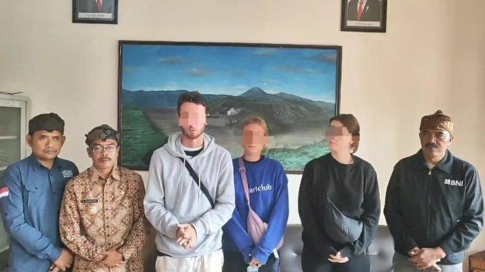Penampakan ketiga turis (foto blur) saat diklarifikasi bersama tokoh masyarakat Suku Tengger. (TribunJatim.com/Ahsan Faradisi)