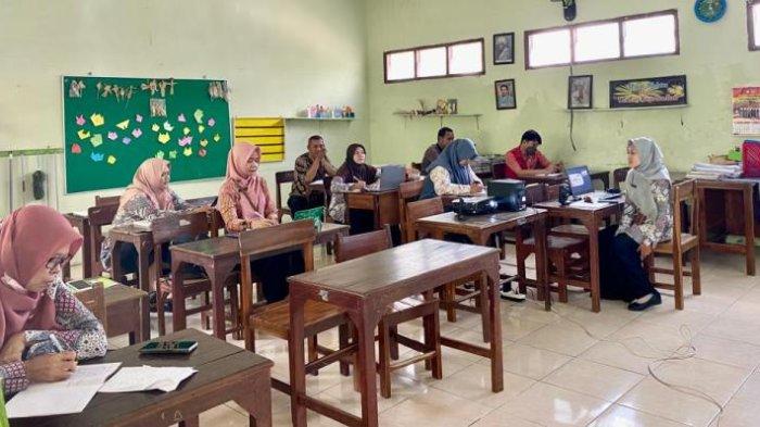 Pembentukan Komunitas Belajar di SDN Gajahmungkur 03