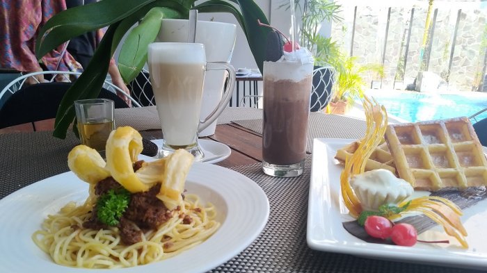 Spaghetti Rendang Menu Baru Pesonna Hotel Semarang: Spaghetti Rendang dan Waffle Crispy ...
