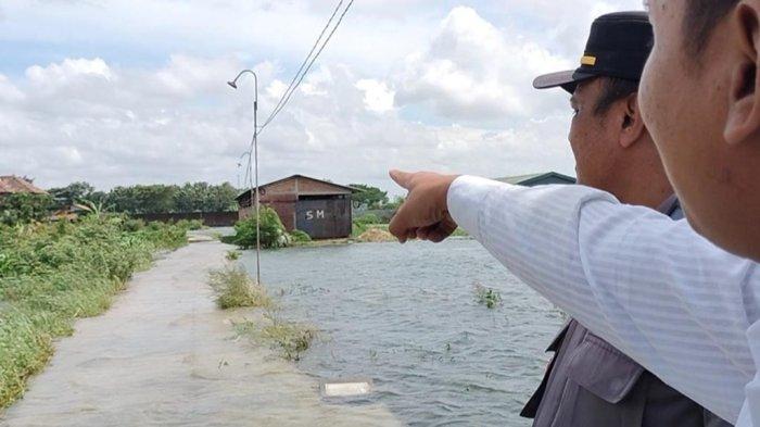 Lokasi anak tersengat listrik di tiang lampu turut jalan Desa Gulang, Kecamatan Mejobo Kudus.