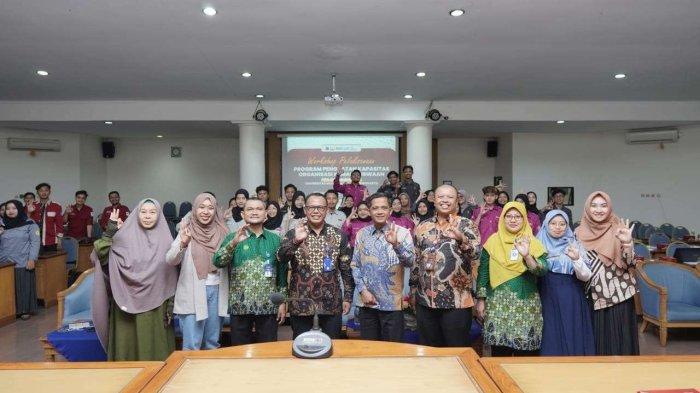 Workshop panduan Pelaksanaan Program Penguatan Kapasitas Organisasi Kemahasiswaan (PPK Ormawa) di Aula AK Anshori pada hari Rabu, (5/7/2023) kemarin.