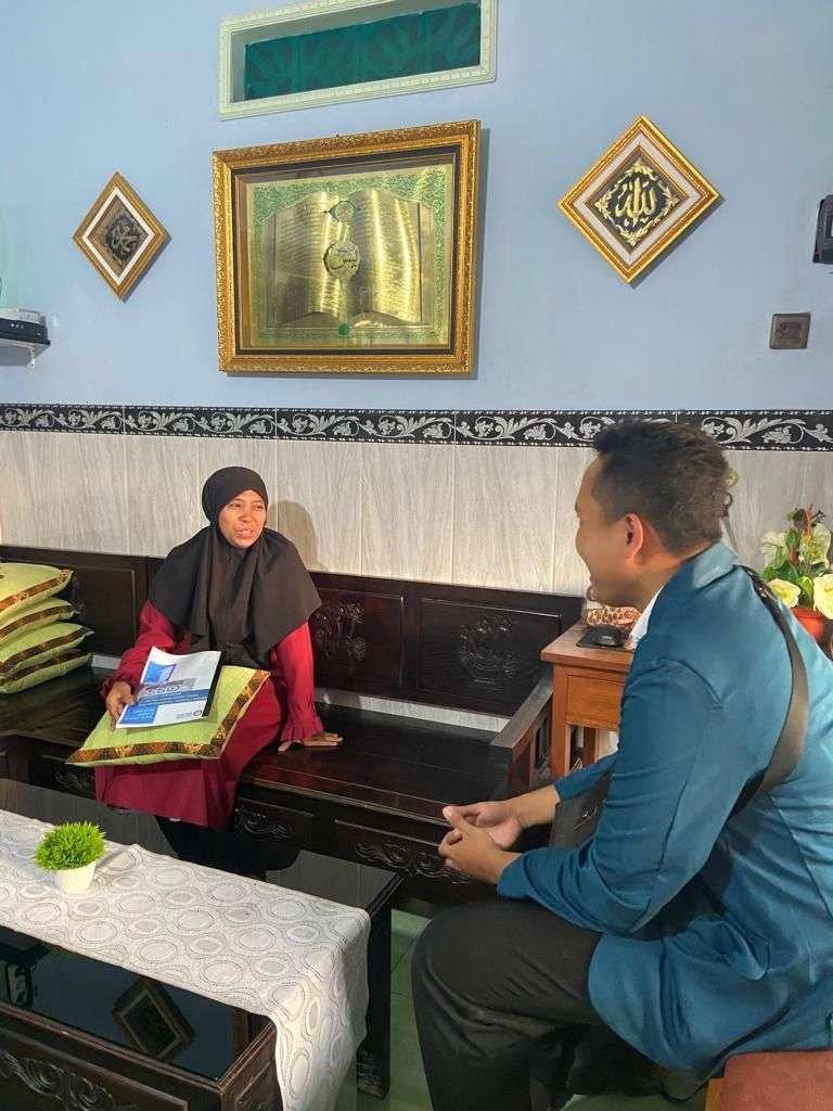 Adam Adhira Naufal, Mahasiswa dari Fakultas Hukum Universitas Diponegoro melaksanakan program kerja berupa Pendampingan Para pengusaha UMKM dalam mendapatkan (perlindungan hukum) legalitas izin Usaha Mikro dan Kecil (IUMK)