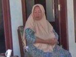 Janda-penjual-gorengan-ini-kaget.jpg