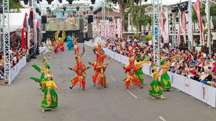 10 Peserta Karnaval Wonderful Archipelago Carnival Indonesia Suguhkan ...