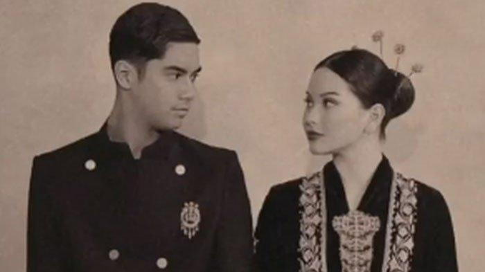 AL BERUBAH - Alyssa Daguise dan Al Ghazali mengenakan busana pengantin adat Jawa. Keduanya kompak tak menunda momongan setelah menikah. (Instagram/@alyssadaguise)