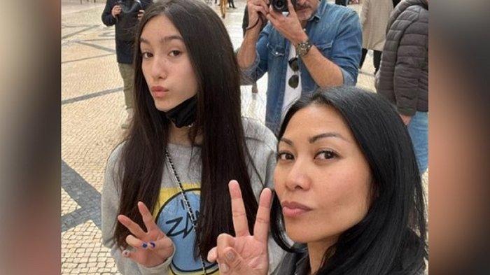 Anggun C Sasmi alias Anggun selama ini tak mau terlalu mengumbar sosok putrinya, Kirana Cipta Montana Sasmi.