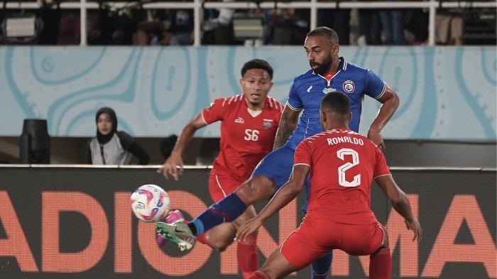 Arema FC akhirnya menjadi juara Piala Presiden 2024 setelah mengalahkan Borneo FC di Stadion Manahan Solo pada Minggu (4/8/2024).