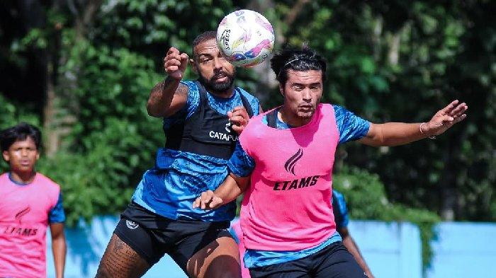 PERSIS VS AREMA FC - Arema FC memiliki modal bagus saat berjumpa Persis Solo di berbagai macam kompetisi di sepakbola Indonesia.