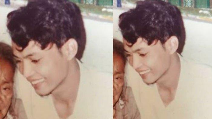 Artis yang dulu jadi PNS dan pilih resign lalu kini berjualan sate