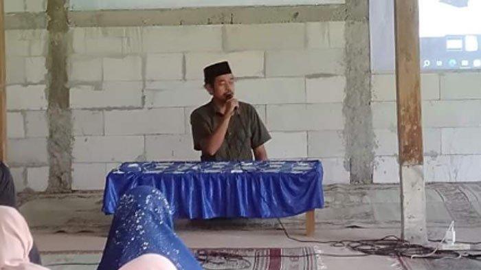 Ashabun Naim, mahasiswa S2 Universitas Negeri Malang (UM) menggiatkan program pemberdayaan masyarakat dan fasilitasi pendampingan kegiatan pelestarian lingkugan di Wonogiri, Jawa Tengah, 2024.