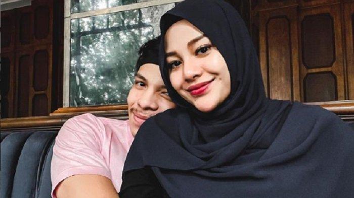 Aurel Hermansyah mewanti-wanti ke Atta Halilintar untuk tak sampai melakukan perselingkuhan dan perpisahan yang nantinya berimbas pada anak-anaknya.
