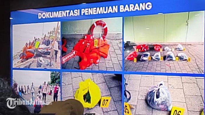 BENDA KORBAN - Benda-benda milik korban KMP Tunu Pratama Jaya yang ditemukan tim SAR gabungan, Sabtu (5/7/2025)