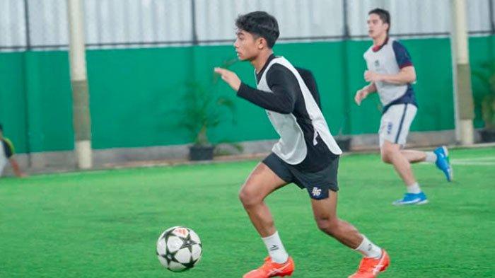 EMOSI - Betrand Peto akui emosinya sempat meledak saat main bola, singgung perceraian Ruben Onsu dan Sarwendah.