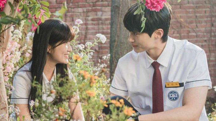 Seperti apa nasib Im Sol (Kim Hye Yoon) dan Sun Jae (Byeon Woo Seok) di drama Korea Lovely Runner episode 7 dan 8?