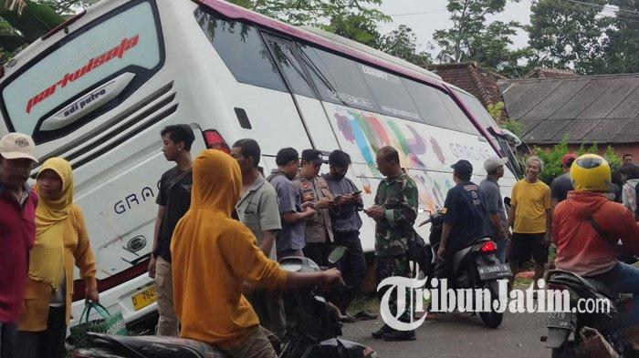 Al Azhar: Lebih dari Sekedar Nama, Sebuah Legenda di Jalan Raya Pariwisata Indonesia