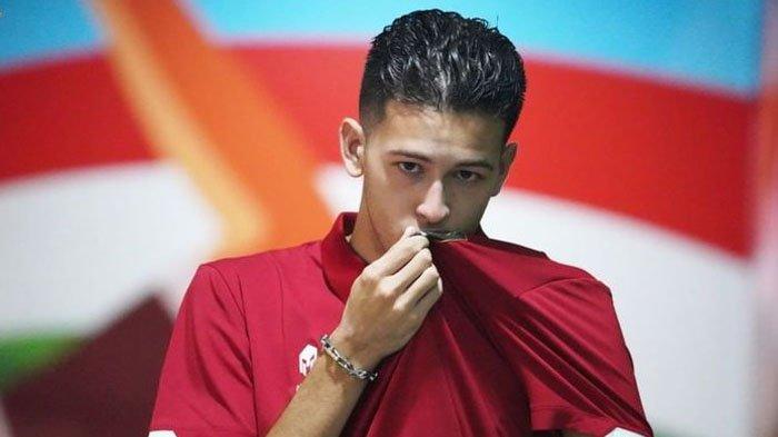 Calon Pemain Naturalisasi, Justin Hubner saat kunjungi kantor PSSI, di GBK Arena, Senayan, Jakarta Pusat, Senin (24/10/2022).