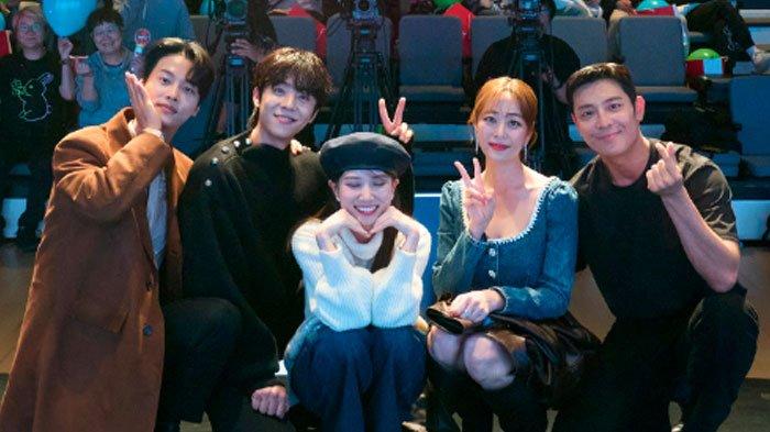 Potret para pemain 'Castaway Diva', drama Korea terbaru tayang mulai Sabtu tanggal 28 Oktober 2023 di platform Disney+ Hotstar.