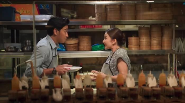 Cuplikan scene film A Business Proposal.