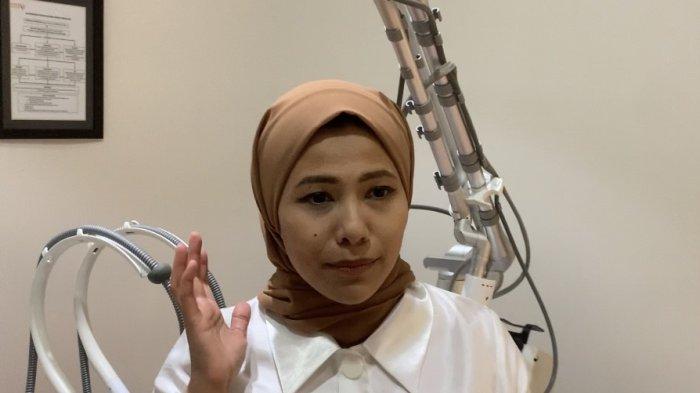 Dokter-Spesialis-Bedah-Plastik-Rekontruksi-dan-Aesthetic-NMW-Clinic-Dinar-Rahmania.jpg