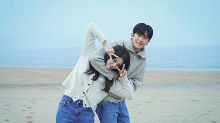 Drama Korea Soundtrack #1 digarap oleh penulis Chae Yoon yang sebelumnya menggarap 