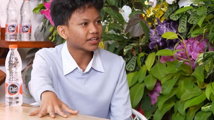 KELUARGA TOXIC FAREL - Penyanyi cilik Farel Prayoga kaget uang di ATM sisa Rp56 ribu. Tabungan ratusan juta ternyata ludes dipakai keluarganya untuk beli kuda, disadur Jumat (18/7/2025).