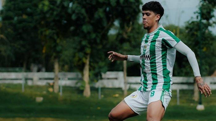 Gelandang PSS Sleman, Betinho saat berlatih bersama tim, 2025.