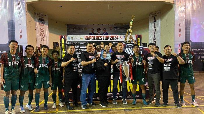 Gelaran Liga Pelajar Futsal Kapolres Cup Ponorogo 2024 resmi ditutup, Sabtu (31/8/2024) malam. Para pemenang telah membawa total hadiah puluhan juta rupiah