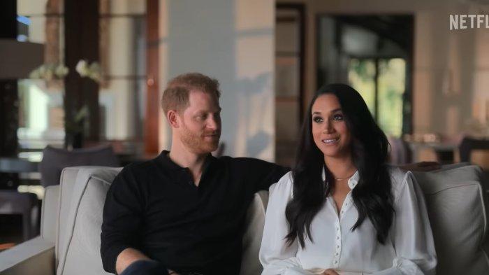 Potret Pangeran Harry dan Meghan Markle saat diwawancara di serial dokumenter Netflix, Harry & Meghan.
