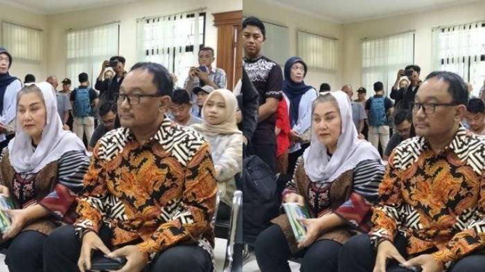 SIDANG PERDANA - Mantan Wali Kota Semarang, Hevearita Gunaryanti Rahayu dan suaminya Alwin Basri saat berada di sidang perdana kasus korupsi di Pengadilan Tipikor Semarang, Senin (21/4/2025). Pada sidang pembacaan surat dakwaan oleh JPU terungkap jika uang intensif PNS Bapenda Kota Semarang dipotong untuk pembiayaan lomba nasi goreng.