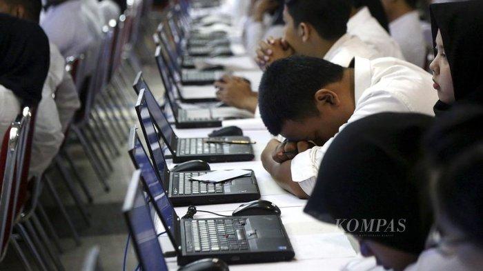 Meskipun diundur, pelaksanaan seleksi CPNS dan PPPK tetap diadakan dalam 3 tahap gelombang di tahun 2024.