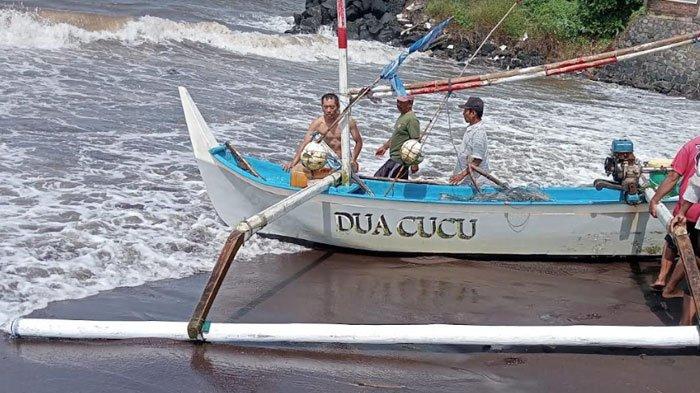 Warga Pesisir Banyuwangi Diminta Waspadai Gelombang Tinggi Selama Dua Hari, BMKG: Bisa Capai 4 Meter