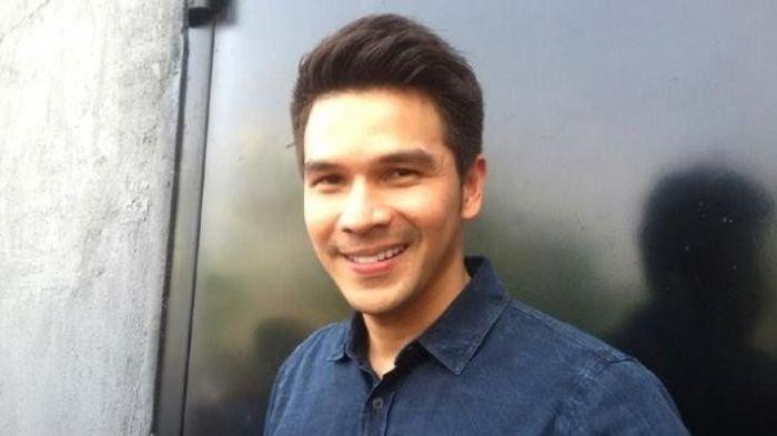 KASUS VAPE ILEGAL - Foto arsip Jonathan Frizzy saat ditemui Januari 2016. Kini aktor tampan ini ditetapkan sebagai tersangka kasus vape ilegal berisi etomidate (obat keras).