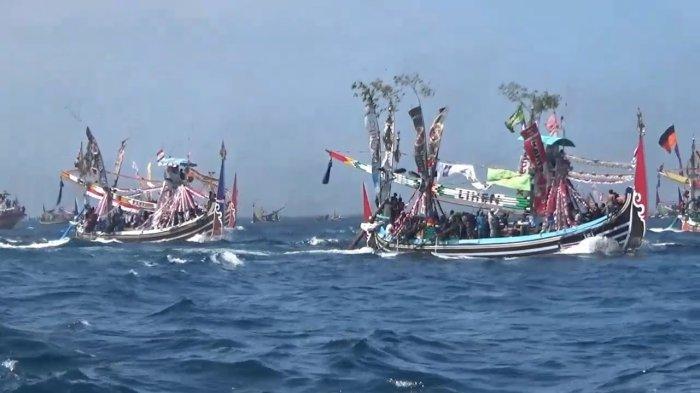 Ungkapan Rasa Syukur, Nelayan Muncar Banyuwangi Gelar Tradisi Petik