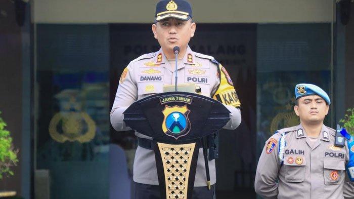 LARANG SOUND HOREG - Kapolres Malang, AKBP Danang Setiyo melarang penggunaan sound horeg saat membangunkan sahur, Senin (3/3/2025). Hal itu karena suara bising sound horeg mengganggu waktu beribadah dan istirahat.