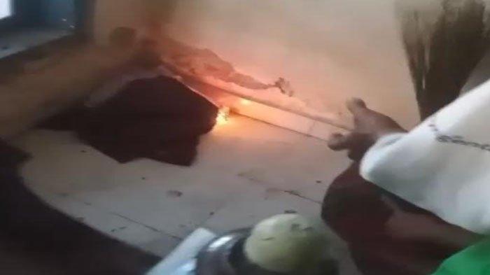 Kemunculan api misterius di rumah warga Desa Payudan Nangger Kecamatan Guluk-Guluk Sumenep, Kamis (5/10/2023).