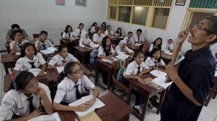 FOTO ILUSTRASI: Kesaksian Guru Honorer Dipecat di Tahun Ajaran Baru, Kerja Lebih Berat dari PNS