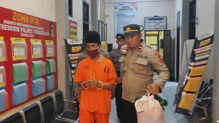 Kiai Tersangka Rudapaksa Santriwati, S (52) Dipindahkan ke Rutan Kelas IIB Trenggalek, Jumat (4/10/2024)
