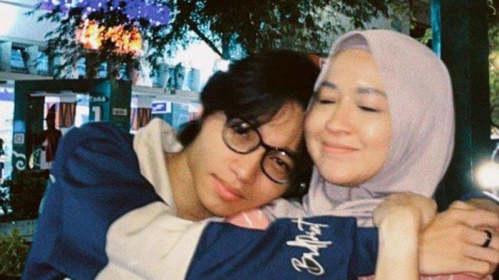 Kiesha Alvaro dan Okie Agustina.