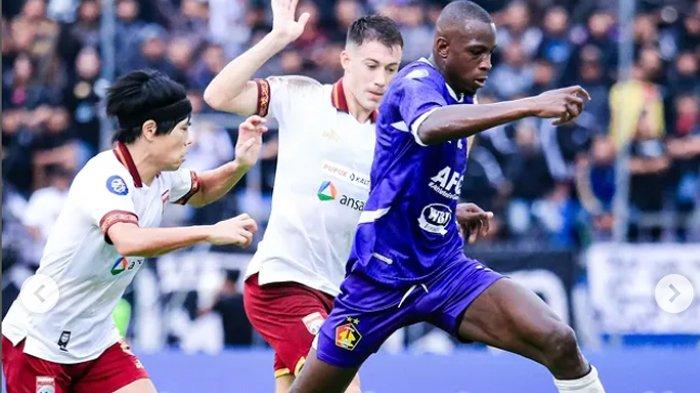 PERTANDINGAN - Laga Persik Kediri vs Borneo FC di Stadion Brawijaya Kediri, Jumat (23/5/2025). Macan Putih harus mengakhiri Liga 1 2024/2025 dengan hasil kurang memuaskan, kalah 1-2.