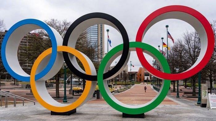 Logo Olimpiade menghiasi Centennial Olympic Park di Atlanta, Georgia, Amerika Serikat. Atlanta menjadi tuan rumah Olimpiade 1996, dan foto diambil pada 17 Januari 2020.