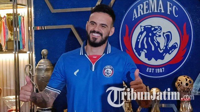 Lucas Frigeri, kiper baru Arema FC yang baru saja diperkenalkan ke publik pada Sabtu (6/7/2024).