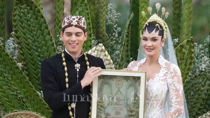 RESMI MENIKAH - Pasangan artis Luna Maya dan Maxime Bouttier resmi menjadi pasangan suami istri, Rabu (7/5/2025). Luna mengenakan busana pengantin adat Jawa.