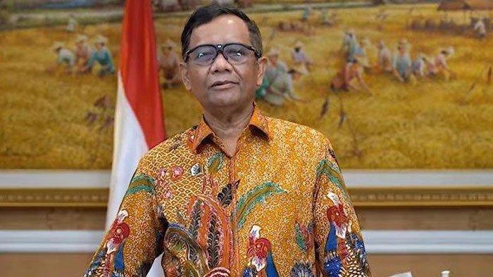 Mahfud MD kisahkan dirinya pernah diajak Anies Baswedan dan Prabowo Subianto untuk menjadi cawapres, sebelum akhirnya berlabuh ke Ganjar Pranowo