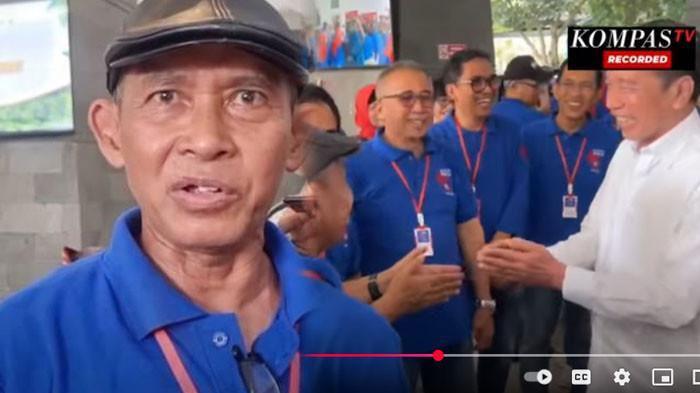 SIAPA SOSOK MULYONO - Sosok bernama Mulyono hadir di di acara reuni Fakultas Kehutanan UGM di Yogyakarta, Sabtu (26/7/2025). Mulyono adalah teman Jokowi sewaktu kuliah di Fakultas Kehutanan UGM.